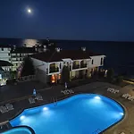 Sun Coast شقة سفيتي فلاس